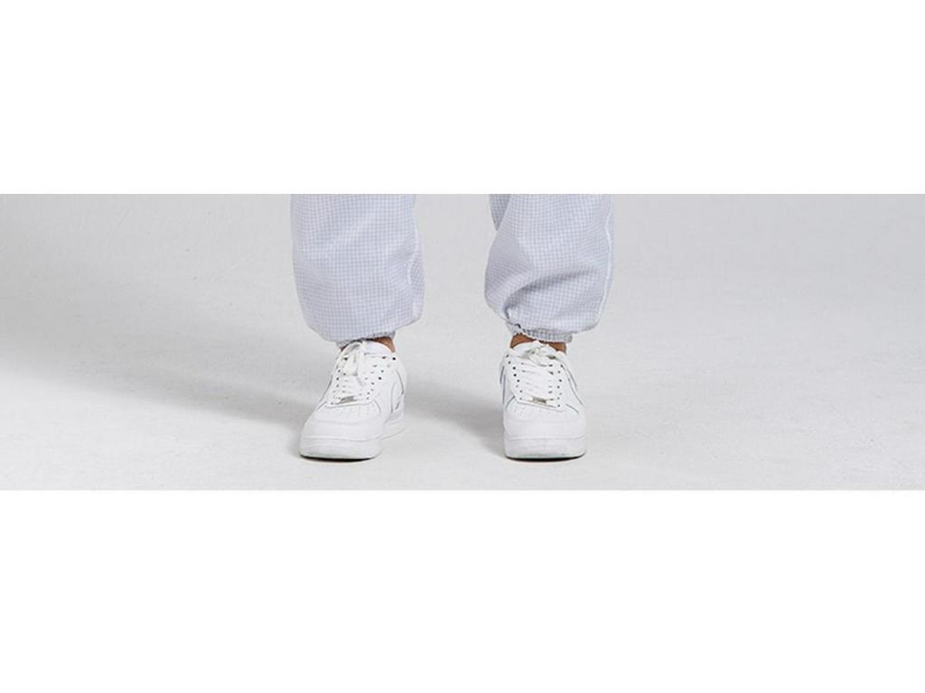 Costum Antistatic pentru Cameră Curată Clasa 100 cu Fermoar Diagonal, Alb/Albastru