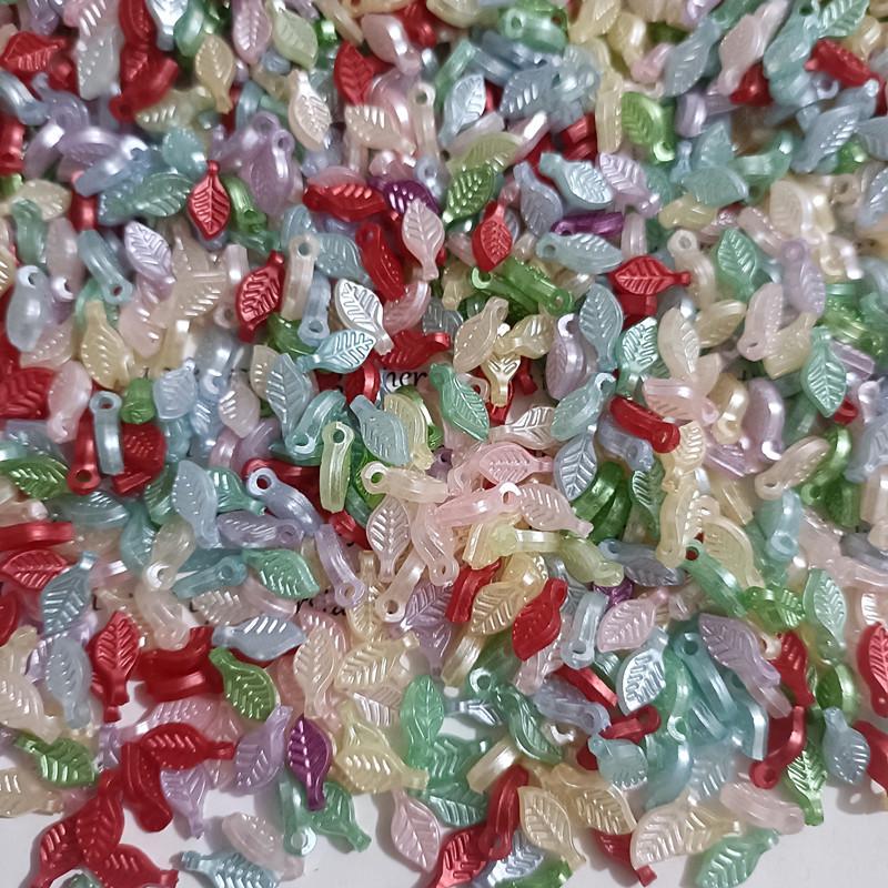 Acrylic Mini Grape Leaf Beaded String for DIY Jewelry Making: Bracelets & Necklaces