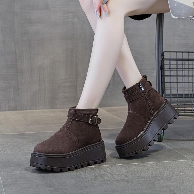 Automne et hiver nouvelles bottes de neige talon compensé chaussures montantes mates chaussures pour femmes plateforme décontractées chaussures en coton polyvalentes étudiants
