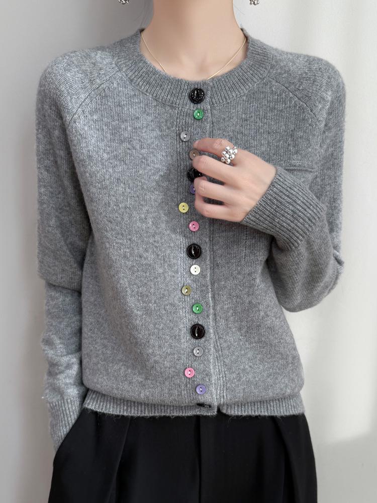 Colorful Button Cardigan: Spring Fashion, Versatile Round Neck, Long Sleeve Knit for Women