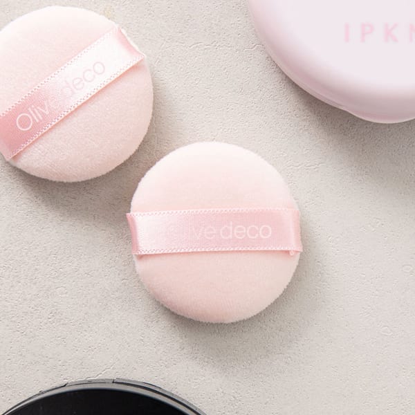 

2 Mini Powder Puffs