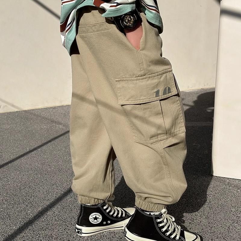 Pantaloni per ragazzi, pantaloni casual da lavoro, tendenza moda per bambini grandi primaverili e autunnali, pantaloni larghi, pantaloni alla caviglia alla moda