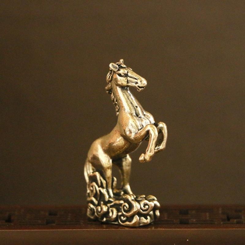 Metal Horse Statue Sculptures Decorative Animal Figurines Tabletop Ornament Symbols Wealth Career Home Decorations