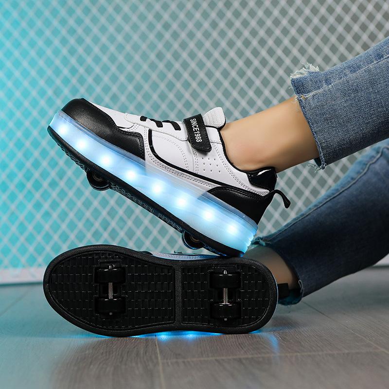 Middle Child Runaway Shoes Roller Skating Boy Classmate Double Wheel Burst Shoes Student Skates Girls Four Wheels With Lights