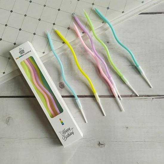 Gold Spiral Curved Birthday Candles – Colorful and Dazzling Cake Decorations