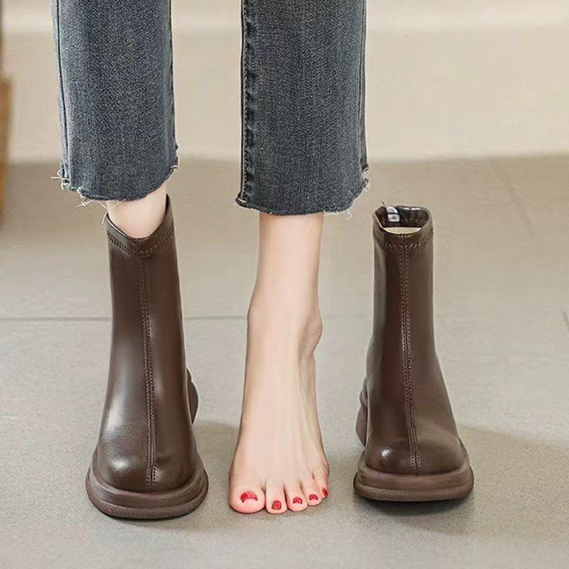 Coarse-heeled Martin boots for women's autumn and winter new non-slip and foot-showing small temperament versatile locomotive velvet short boots