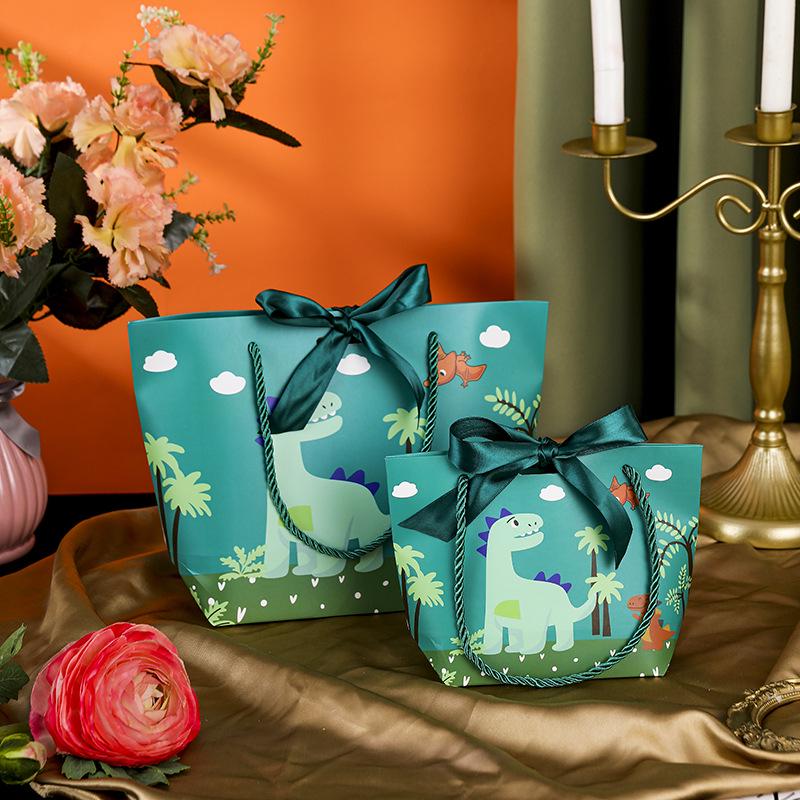 High-End Handheld Paper Gift Bag for Mooncakes - Mid-Autumn Festival Souvenir