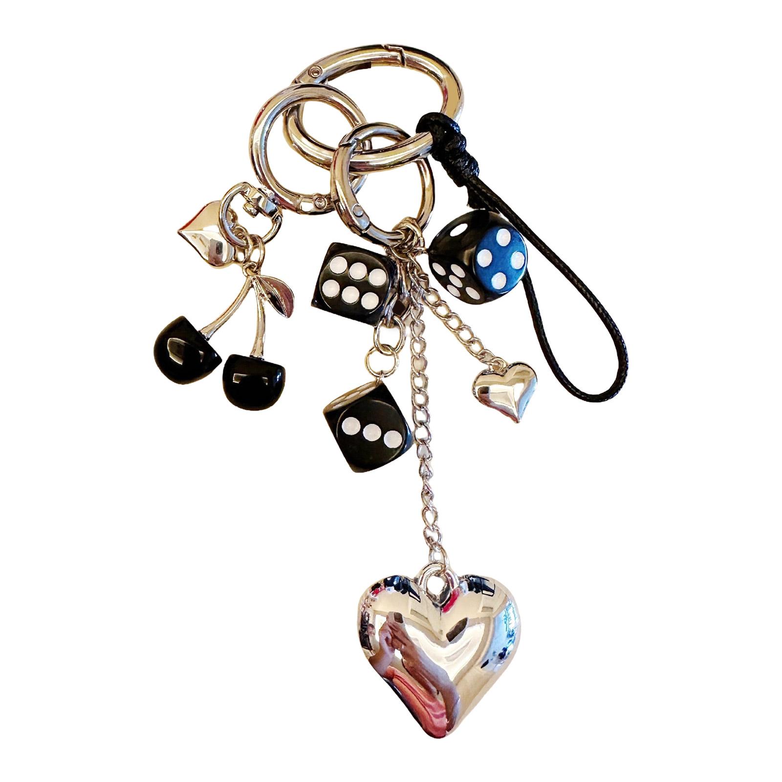 

Брелок с подвеской в виде разноцветных игральных костей, замысловатый дизайн, аксессуар из сплава, брелок с подвеской в виде сердца, подходит для ключей и сумок T1