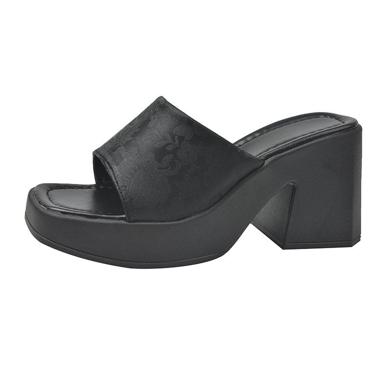 

thick heel square heel women s shoes new fashion word strap sandals platform waterproof table square head high heel slippers 35 чорний