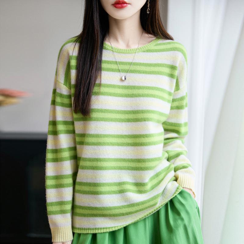 Women's Wool Striped Round Neck Pullover Sweater - Slimming, Long Sleeve Knit Top for Autumn/Winter