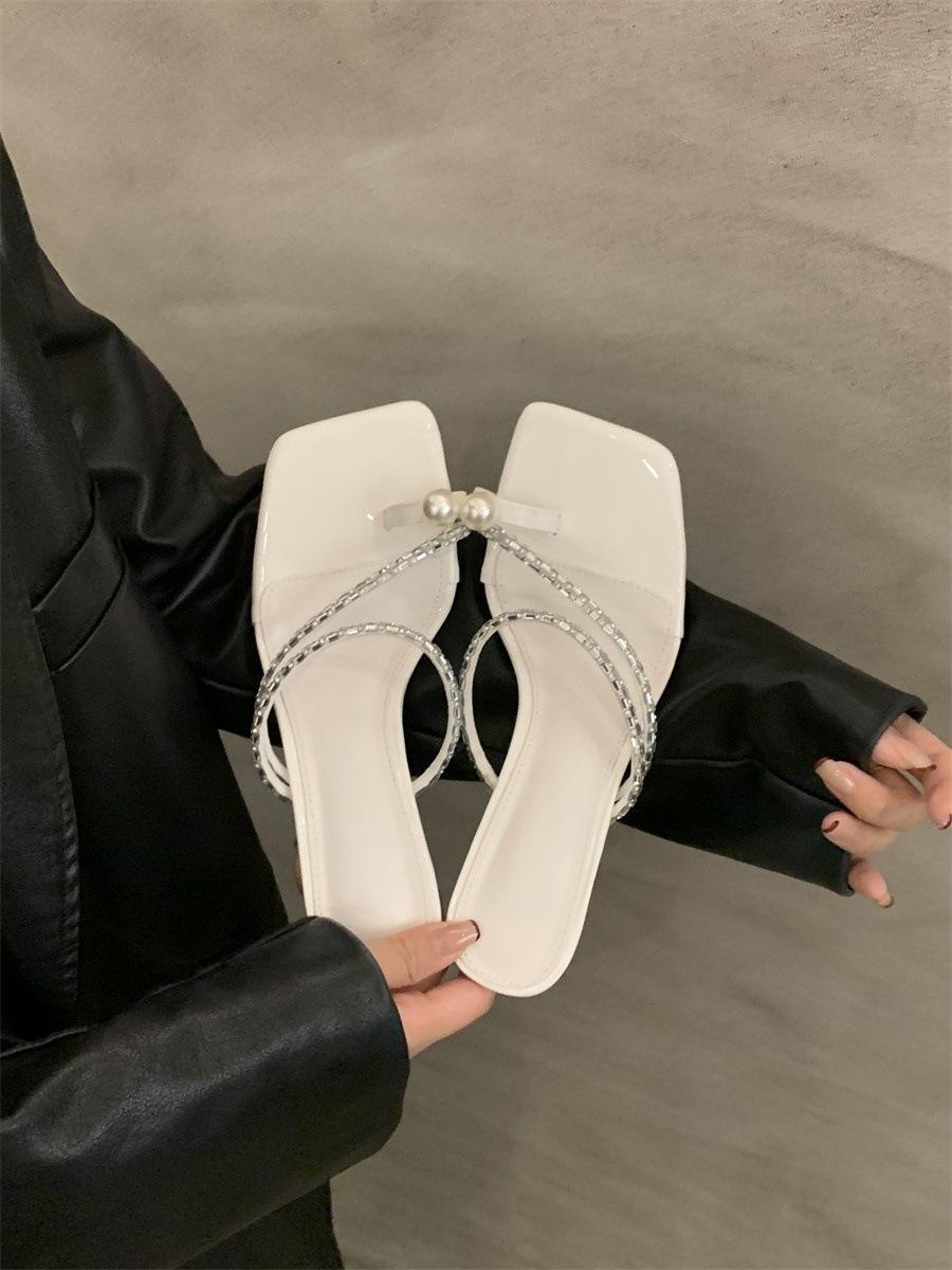 

Niche high-heeled rhinestone cool slippers, thin-heeled women s shoes, 2025 new summer with skirts, temperament sandals 41