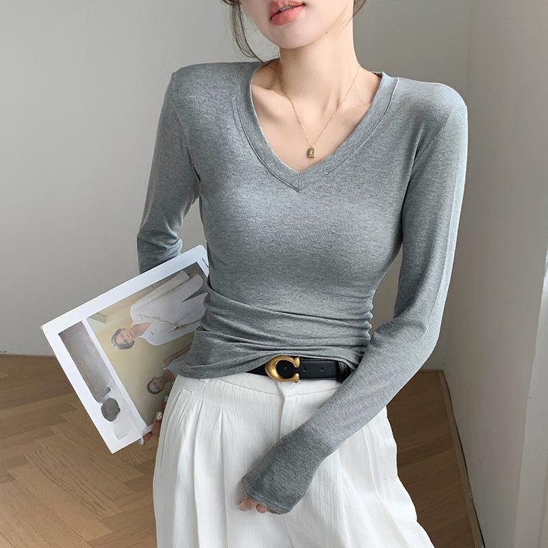 Love Collar Base Shirt Inner and Outer Design Top White Long Sleeved T-shirt with Front Shoulder V-neck