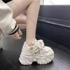Modne 8CM Wysokie Obcasy Platformowe Sneakersy Kobiety Gruba Podeszwa Sznurowane Jednolite Sportowe Buty Taty Wiosna Jesień Kobieta Sportowe Grube Sneakersy