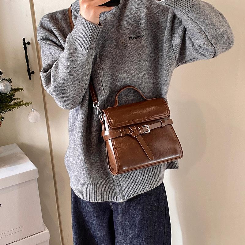 Handbag Women's New Versatile Fashion Commuter Messenger Small Square Bag