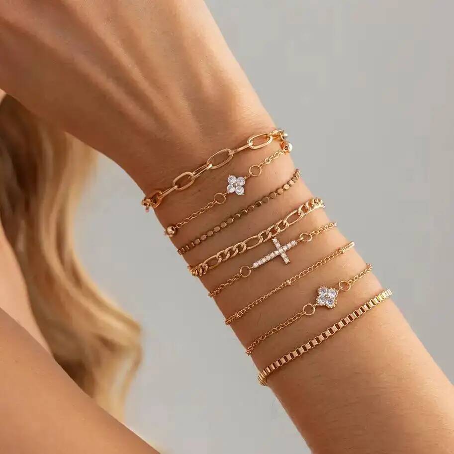 Salircon 8 Pcs/Set Luxury Gold Color Inlaid Rhinestones Link Chain Bracelet for Women Bohemian Cross Bangle Daily Charm Jewelry