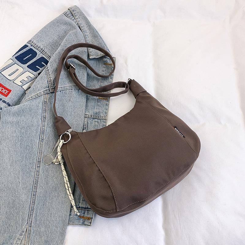 Bag Women's Bag 2025 New Solid Color Casual Spring Fashion Large Capacity Tote Bag One Shoulder Crossbody Commuter Women's Bag