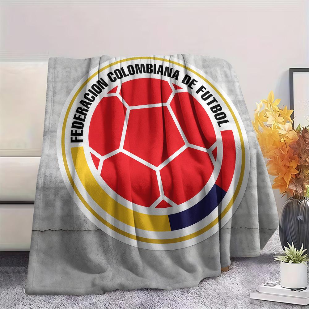 La Tricolor Flannel Blanket, High quality Comfortable for All Seasons, Home Decor, Warmth and Comfort