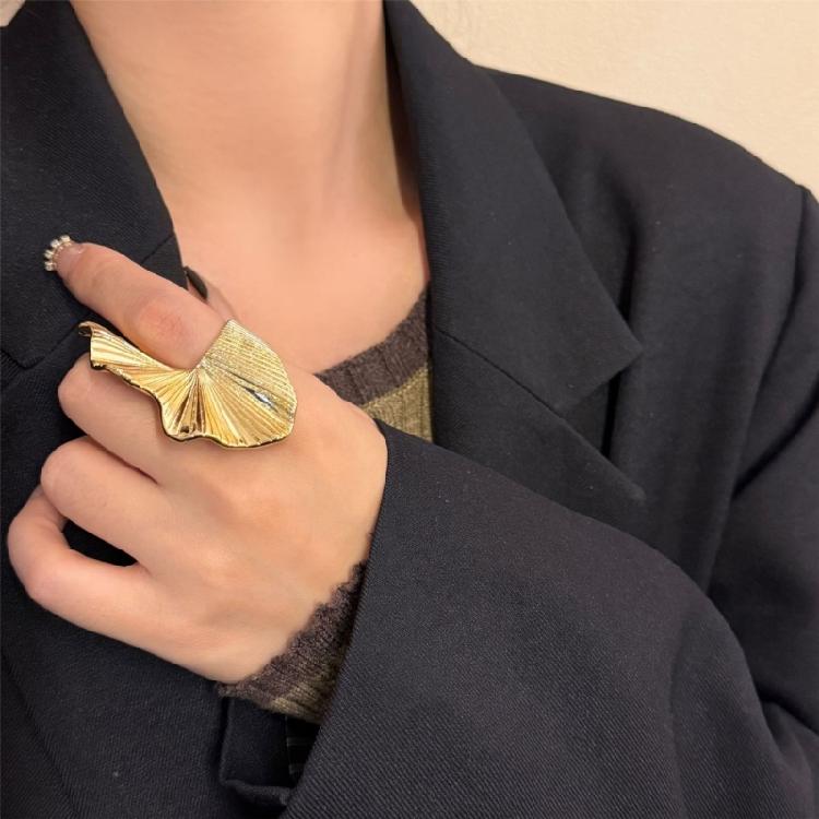 Geometric Gold Sturdy Alloy Knuckles Joint Rings for Trendy Women and Men Featuring Hip Hop Punk Leaves Designs