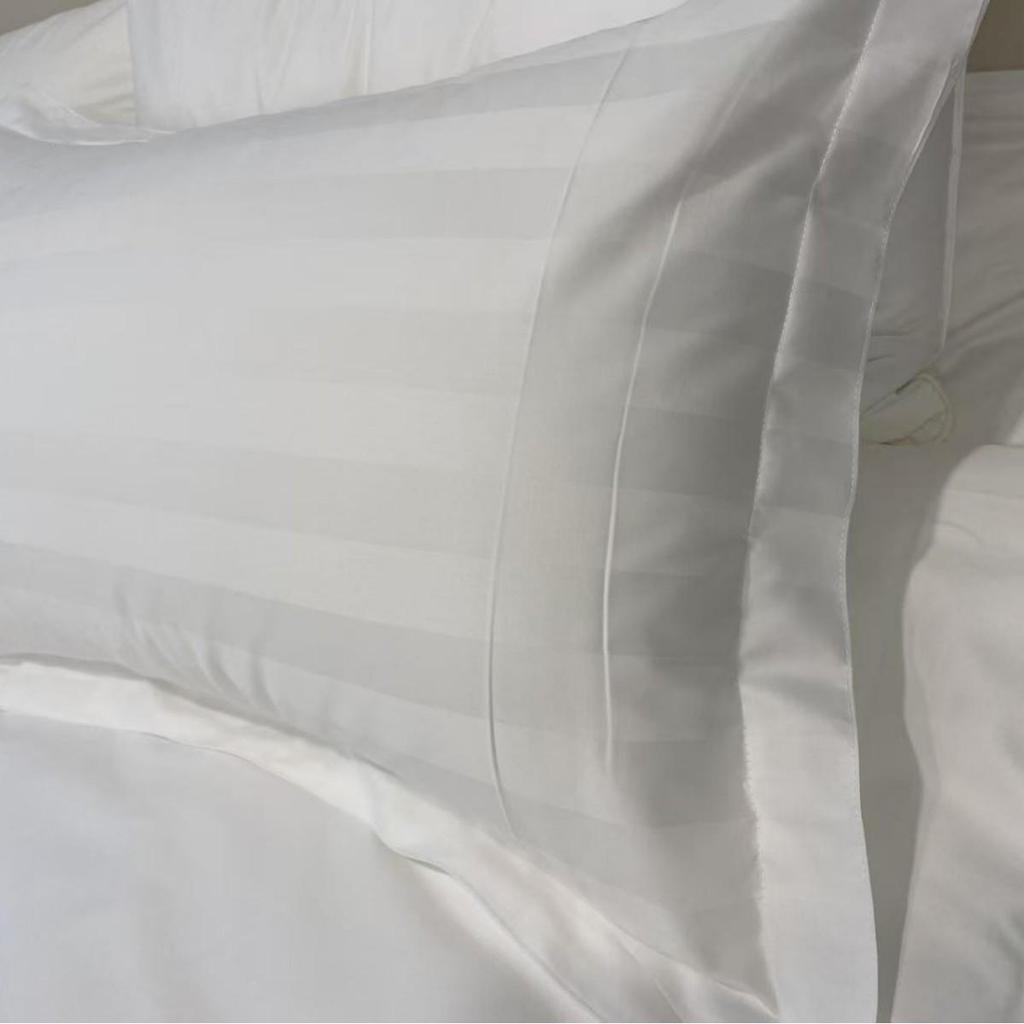 Pure White 60s Sateen Hotel Pillowcase - Single Piece