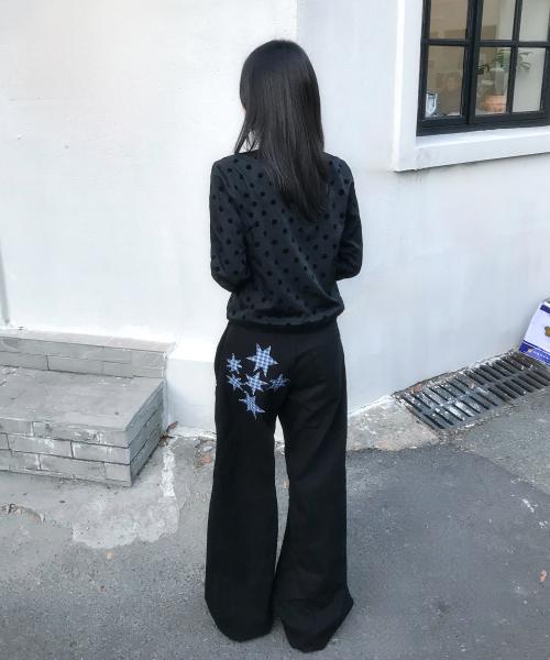 Tansanmageunesyum Star Applique Pants (Black)