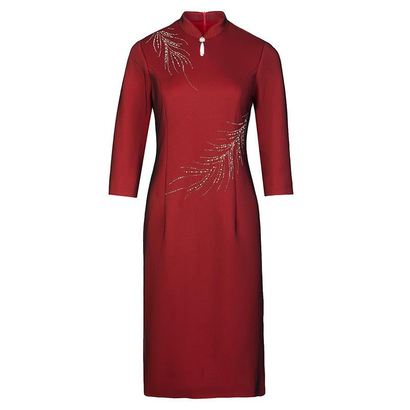 Elegant Mom's Plus Size Qipao Dress for Wedding or Celebration
