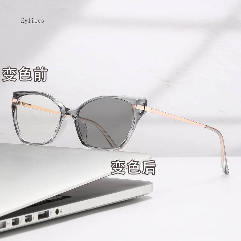 

High Performance Classic Square Anti Blue Light Blocking Eyeglasses Women Computer Lightweight Eyeglasses Gafas