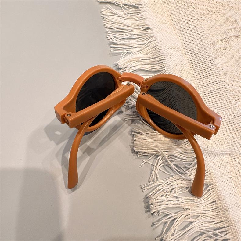 Faltbare runde Retro-Sonnenbrille für Kinder mit UV-Schutz