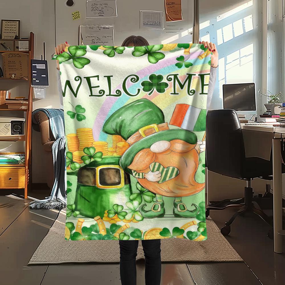 St.Patrick's Day Green clover Print Flannel Blanket,High quality Comfortable for All Seasons,Home Decor,Warmth and Comfort,Perfect for Christmas Gifts