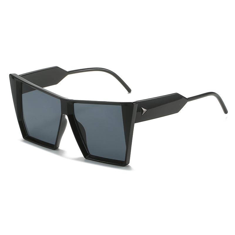 New sunglasses, European and American personalized cat eye large-frame glasses, fashionable triangular rivet sunglasses for women