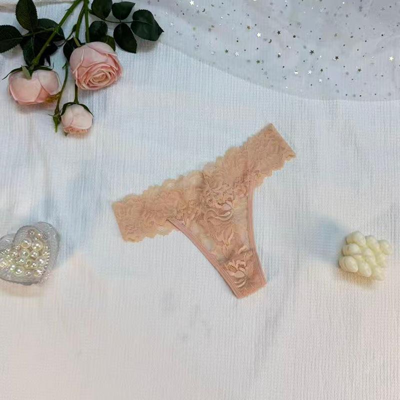Large Size Women Spring and Summer New Sexy Lace Transparent Thong Underwear