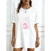 T-shirt Oversize Noir Fille Anime aux Cheveux Roses et Design Gothique pour Tenue Décontractée et Street Style