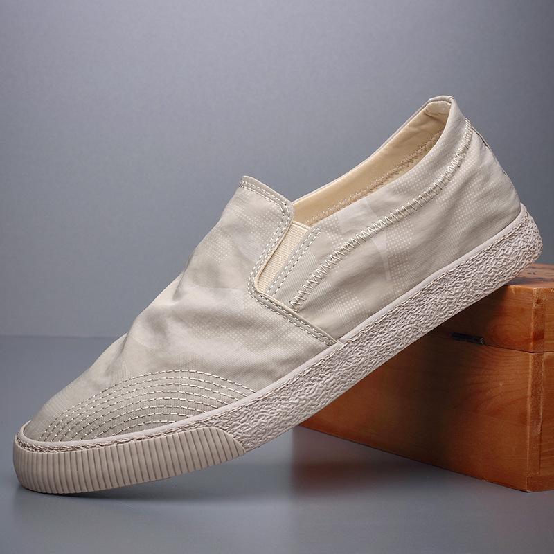 Scarpe Nuove da Uomo Scarpe Casual in Tela Traspirante Moda Stampa Mimetica Scarpe da Skateboard Piatte Street Cool Mocassini Slip-on
