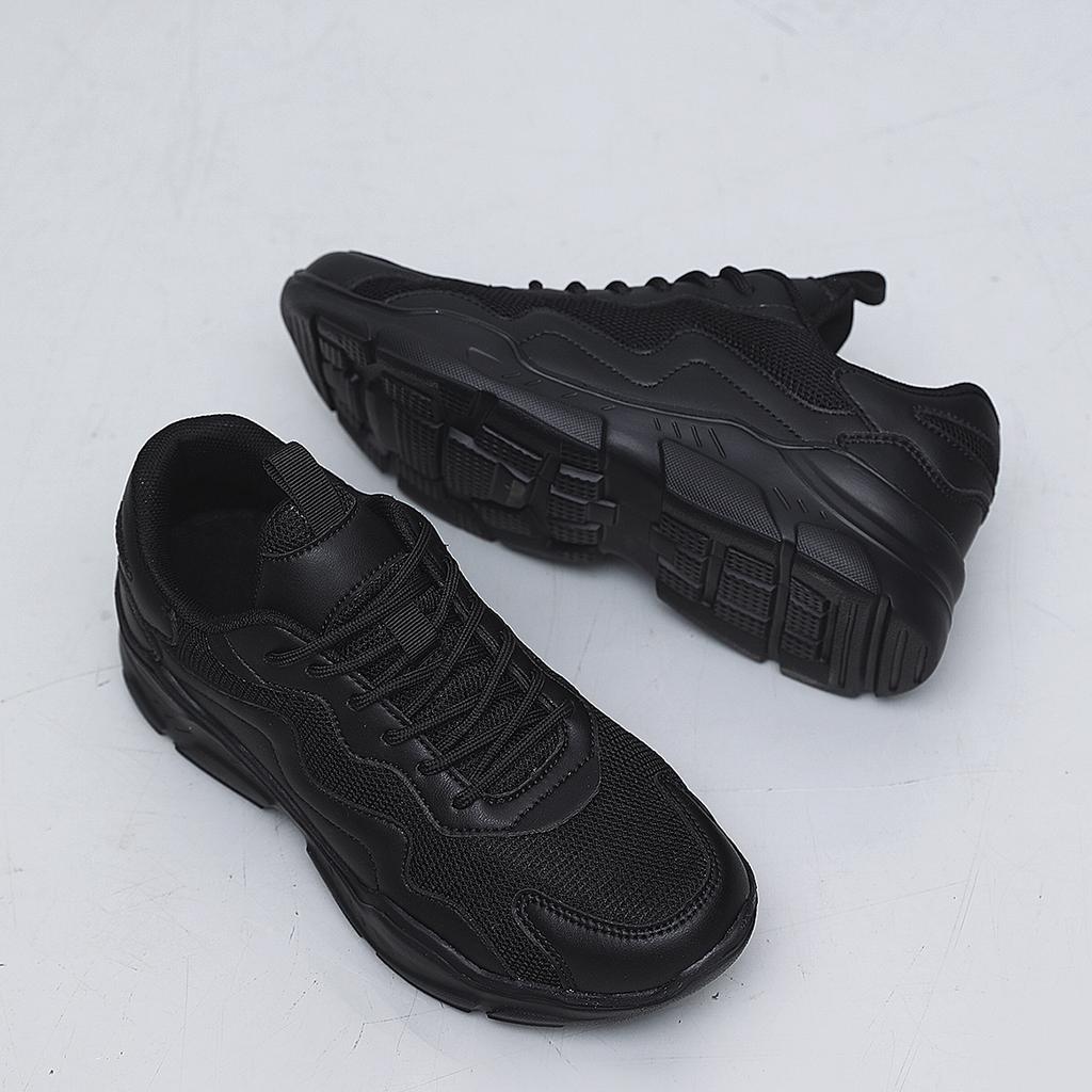 Women'S Breathable Casual Sports Shoes Four Seasons New Soft Sole Non-Slip Outdoor Running Shoes Students Comfort Light Sneakers