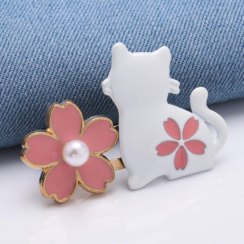 

1 Pair No Sewing Adjustable Waist Clips Sakura Cat Trousers Waist Buckles for Jeans Pants Skirts Fit Reduce Waist Snap Button