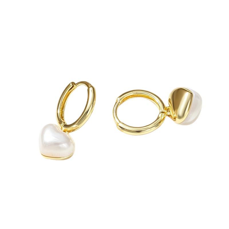 Gold-Plated Silver Needle Freshwater Pearl Flower Earrings - Elegant French Light Luxury for Women