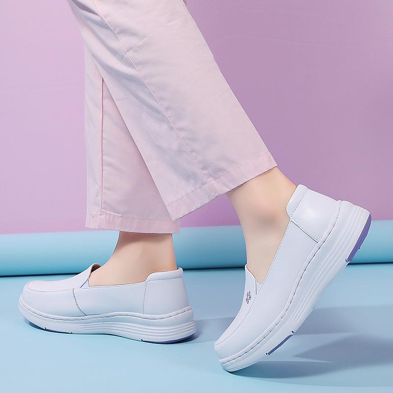 New Nurse Shoes Women's Shoes Soft-soled Anti-slip Breathable Thick-soled Soft-soled Flat Shoes Devotion