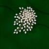 Luxury Exaggerated Elegant Pearl Flower Brooch Pin Badge For Women Girls Fashion Clothes Decoration Jewelry Gifts