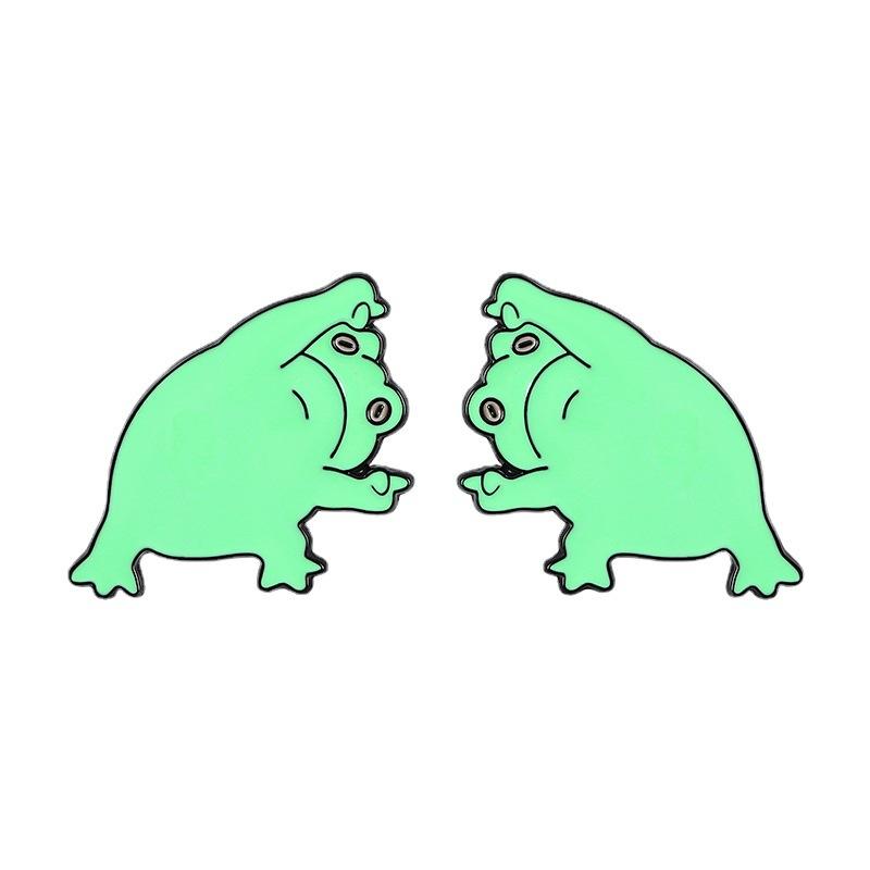 Cute Charming Frog Shaped Enamel Badge Unique Alloy Brooch For Accessories Fashionable