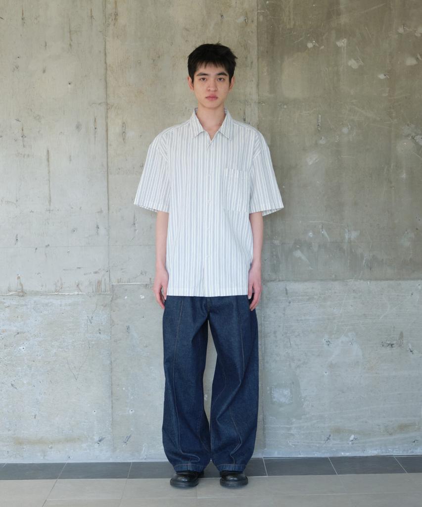 Holliseon Joshua Chambray Stripe Shirt Ecru