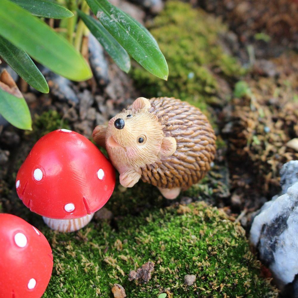 7pcs Cartoon Animal Sculpture Cute Garden Miniatures Figurine Hedgehog Mushroom Statue Courtyard
