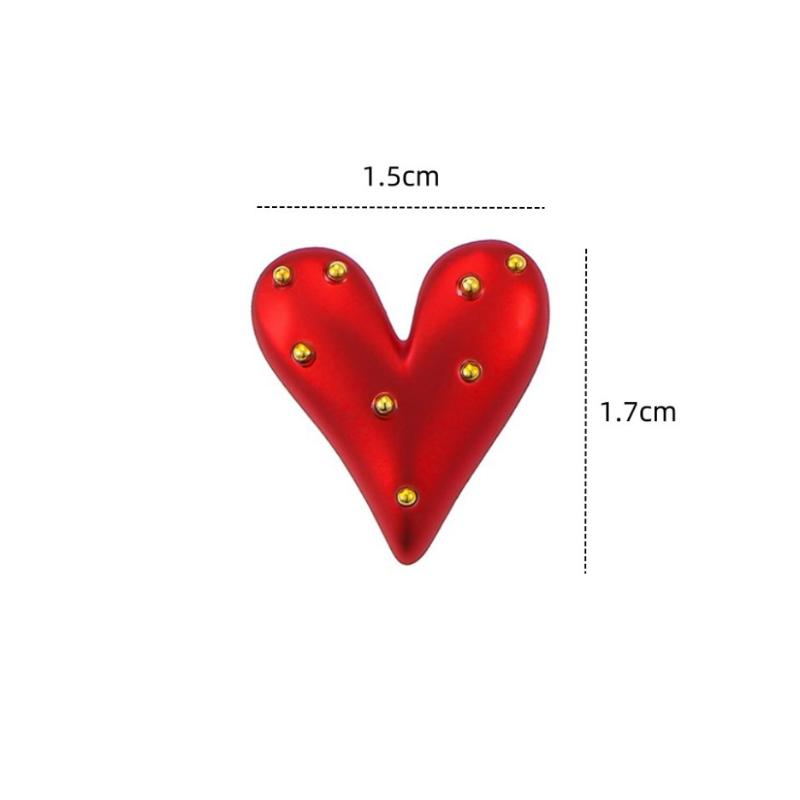 Simple Cute Red Love Heart Brooches For Women Girls Sweet Heart Shape Brooch Lapel Pin Badges Clothes Hat Accessories Gifts