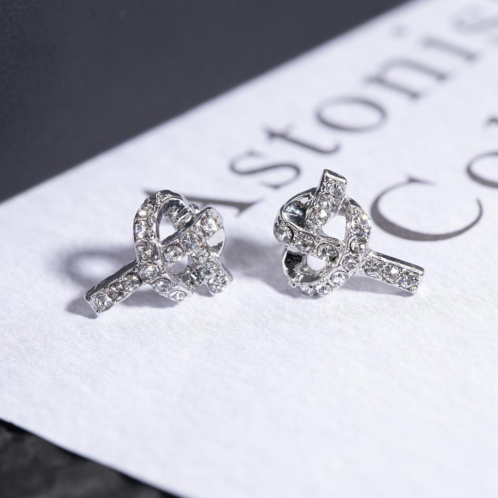 Niche Design Stud Earrings, High-End Temperament, Personalized Zircon Light Luxury, Small And Delicate Knotted Women'S Earrings