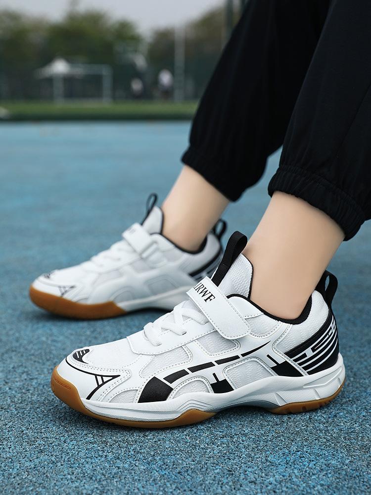 Classmate badminton shoes spring and summer 2025 new mesh breathable children's sports shoes medium and older children's soft-soled running shoes