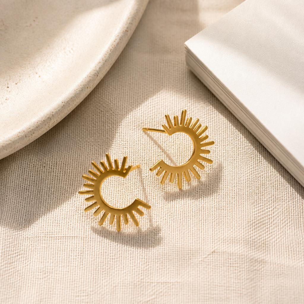 Luxury Minimal Elegant Hot Sale Private Label C Shape 18K Gold Plated Stainless Steel Ear Studs for Women Daily Jewelry Matching