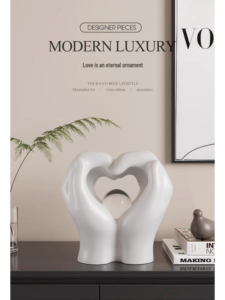 Nordic Minimalist Resin Heart Ornaments for Home Decor