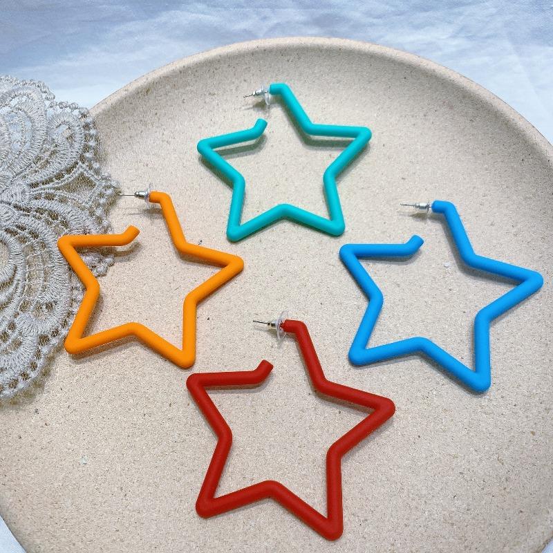Colorful Earrings with Fluorescent Effect, Featuring Exaggerated Personality, Five-pointed Star-shaped Ear Holes, Ear Clips and Dangling Fringes.