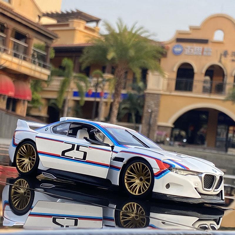 1/24 BMW CSL Alloy Track Racing Car Model Diecasts Metal Toy Car Vehicles Model Simulation Sound and Light Collection Kids Gifts