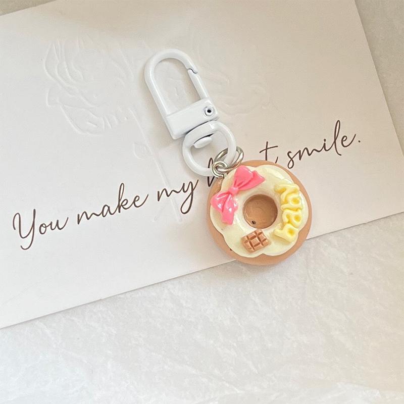 

Милий брелок-підвіска у вигляді пончика, прикраса для рюкзака, чохла для навушників, шарм для автомобіля, парні прикраси, подарунки кавовий