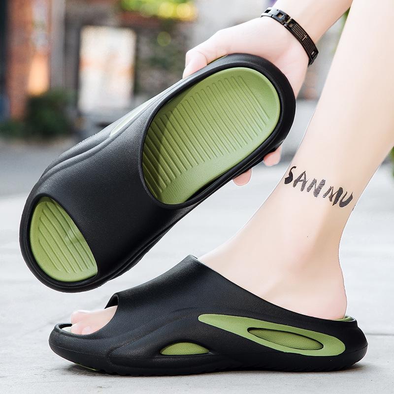 2025 Summer Plus Size Men s Squishy One-Strap Korean Style Beach Sandals 39/40