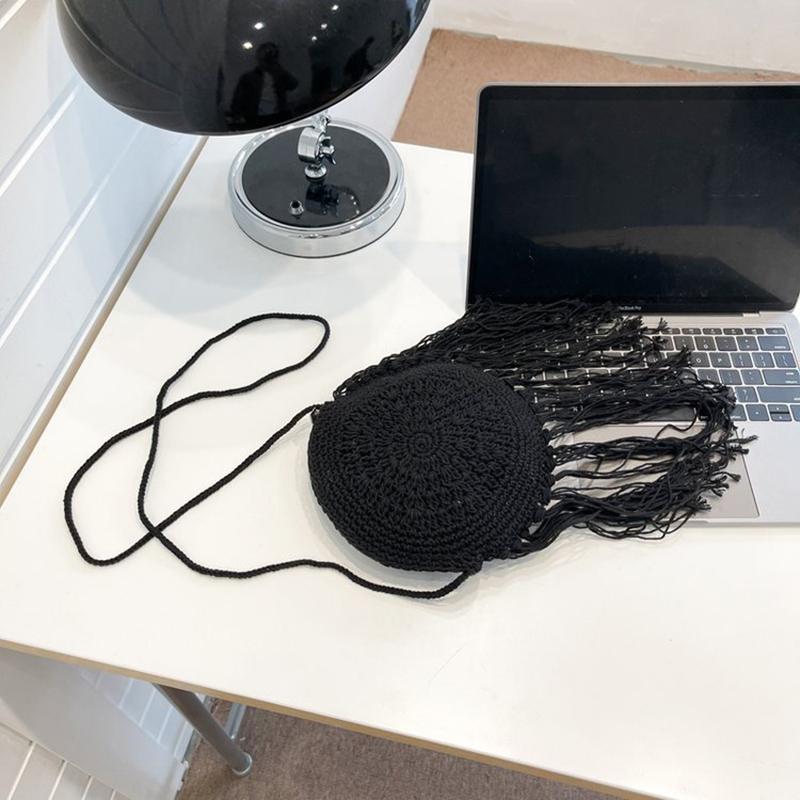 Yogodlns Fashion Round Hand-woven Woman Shoulder Bag Summer Travel Shopping Straw Beach Bags Tassels Female Small Messenger Bag